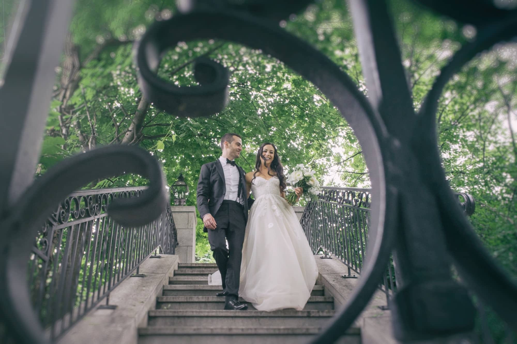 jacklyn laura marcovitz jarred garfinkle staircase montreal jewish wedding shaar hashomayim beautiful bride dress westmount